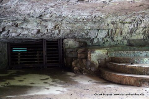Entrance to Dunbar Cave.